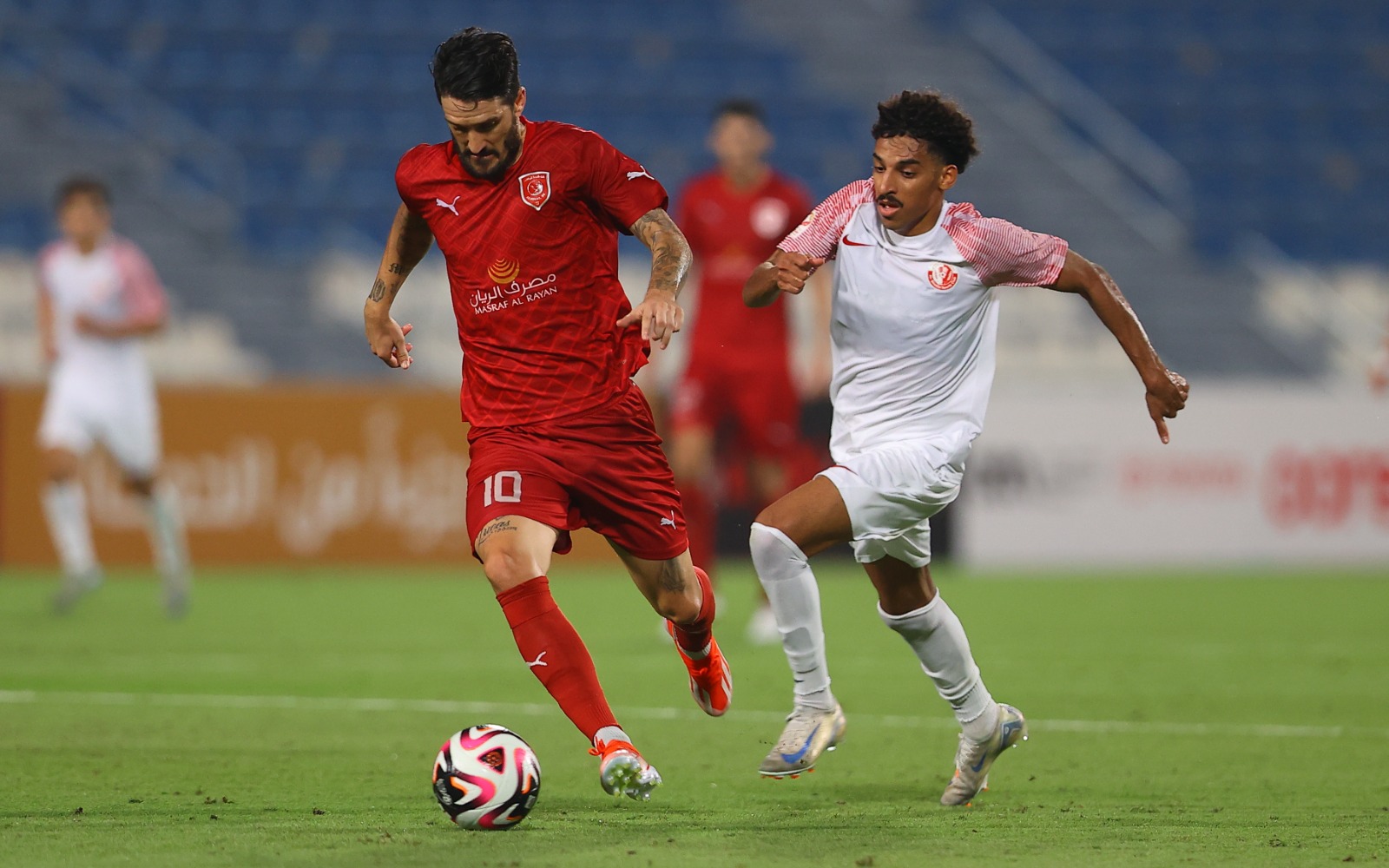 الدحيل يتصدر والسد وصيف بعد 9 جولات في الدوري القطري