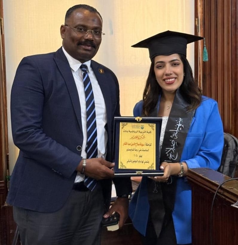 سهيلة صلاح أول باحثة في رياضة الرول بول 