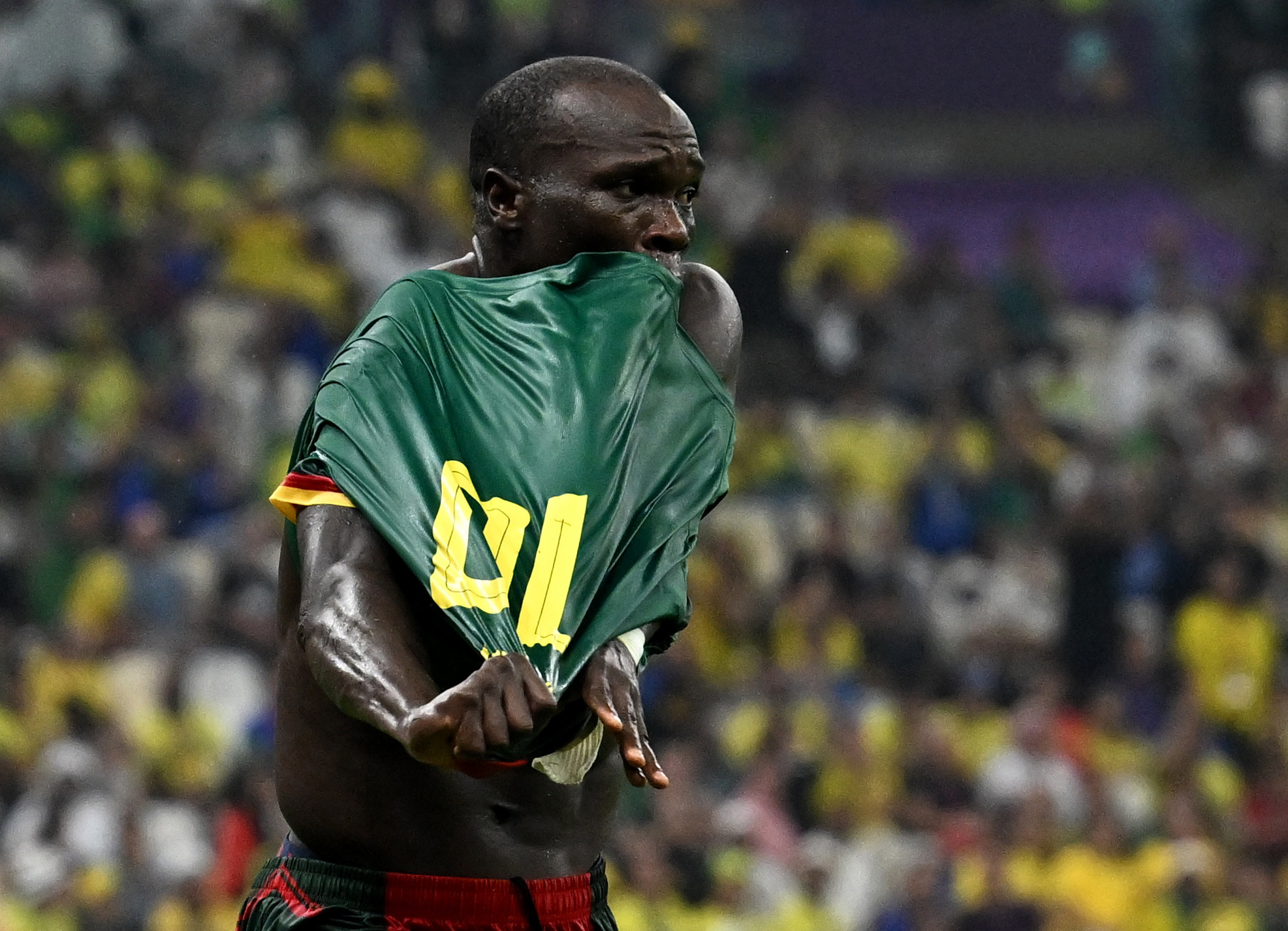 أبوبكر يثير الرعب في الكاميرون قبل أولى مباريات أمم إفريقيا