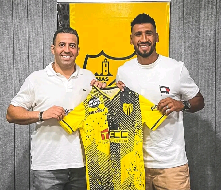 المغرب الفاسي .. صفقات بالجملة وعودة بامعمر 