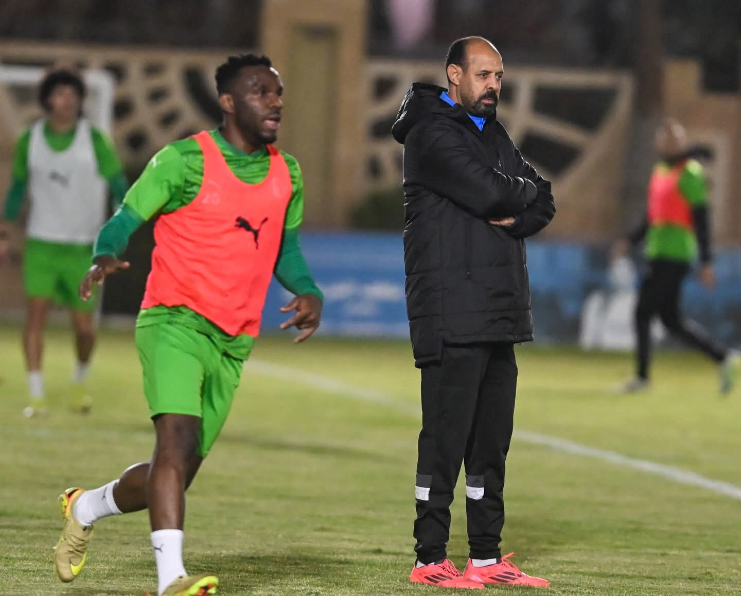 المصري يحسم موقف بامبو .. وقرار عماد النحاس