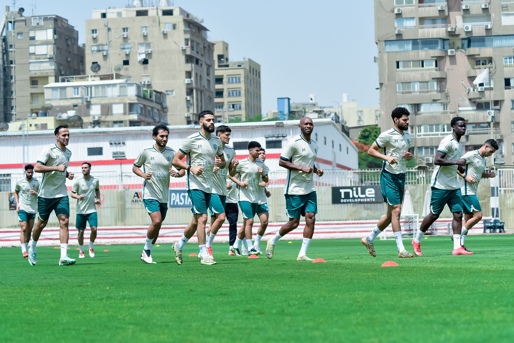 الزمالك يعلن التعاقد مع ثنائي محترف خلال ساعات .. خاص