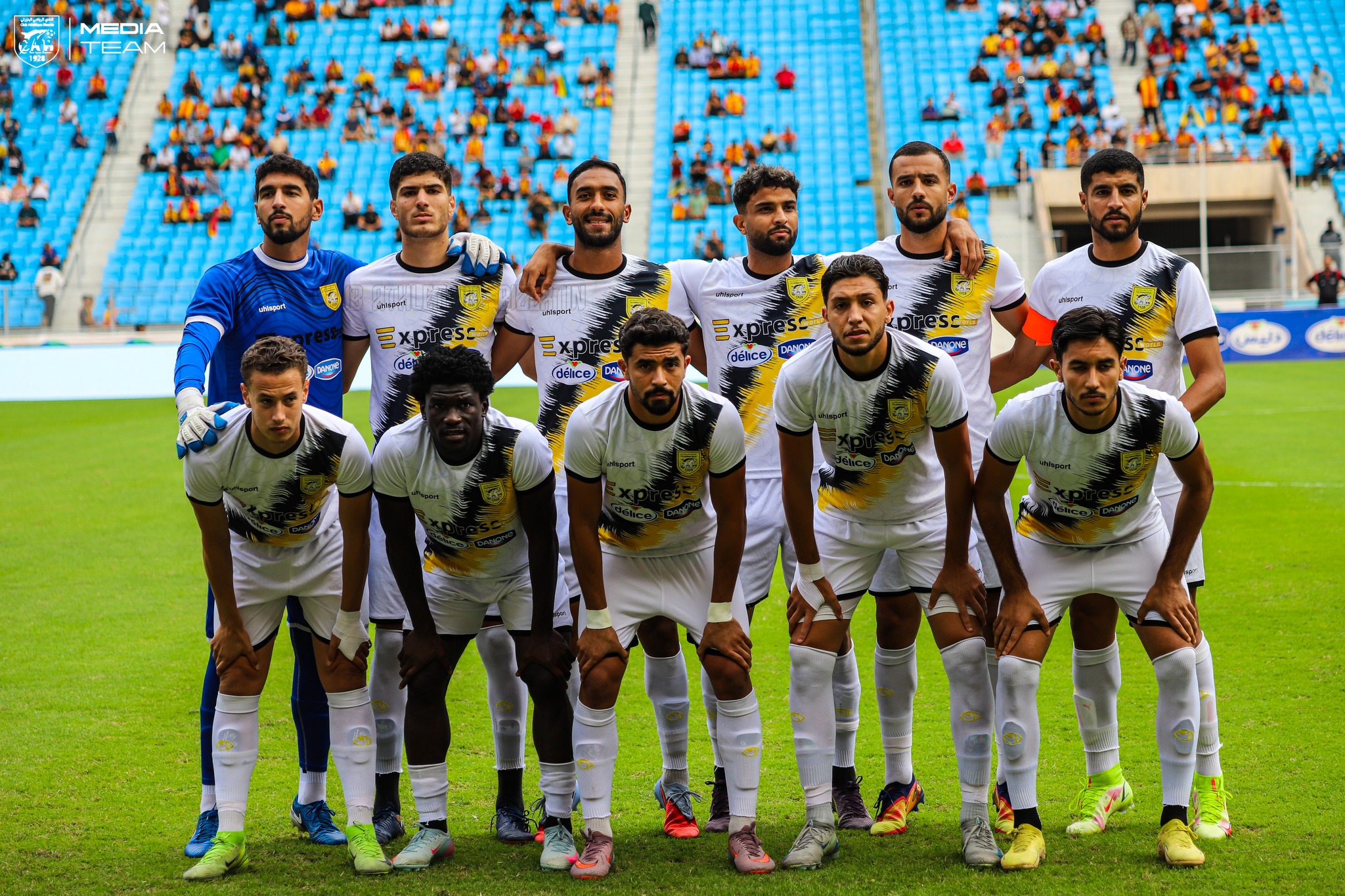 البنزرتي يحتفل عقب الثلاثية .. وأول قرارات الليلي 