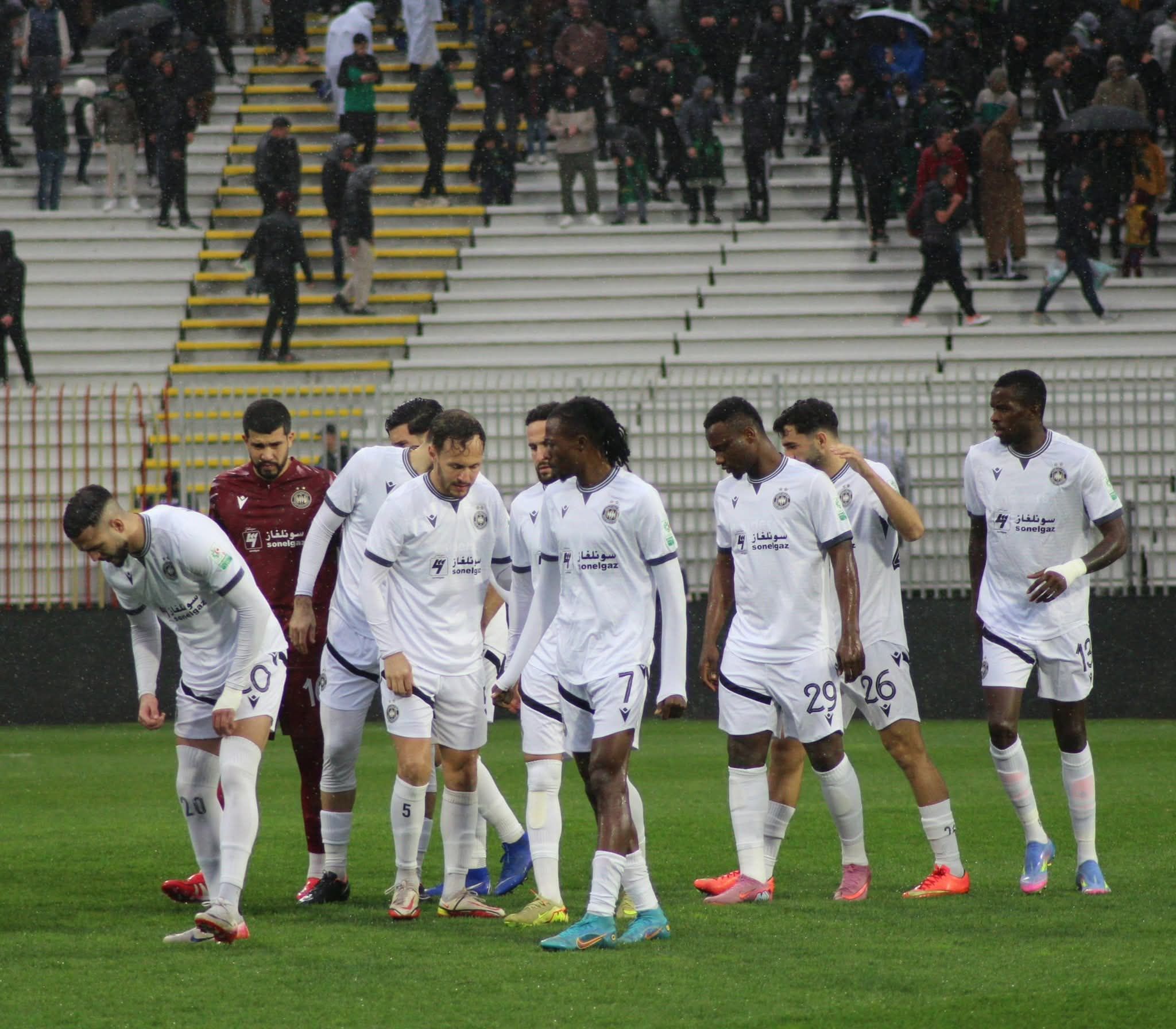 وفاق سطيف يجهز الثنائي .. وقرار تحفيزي وتشكيلة عمروش